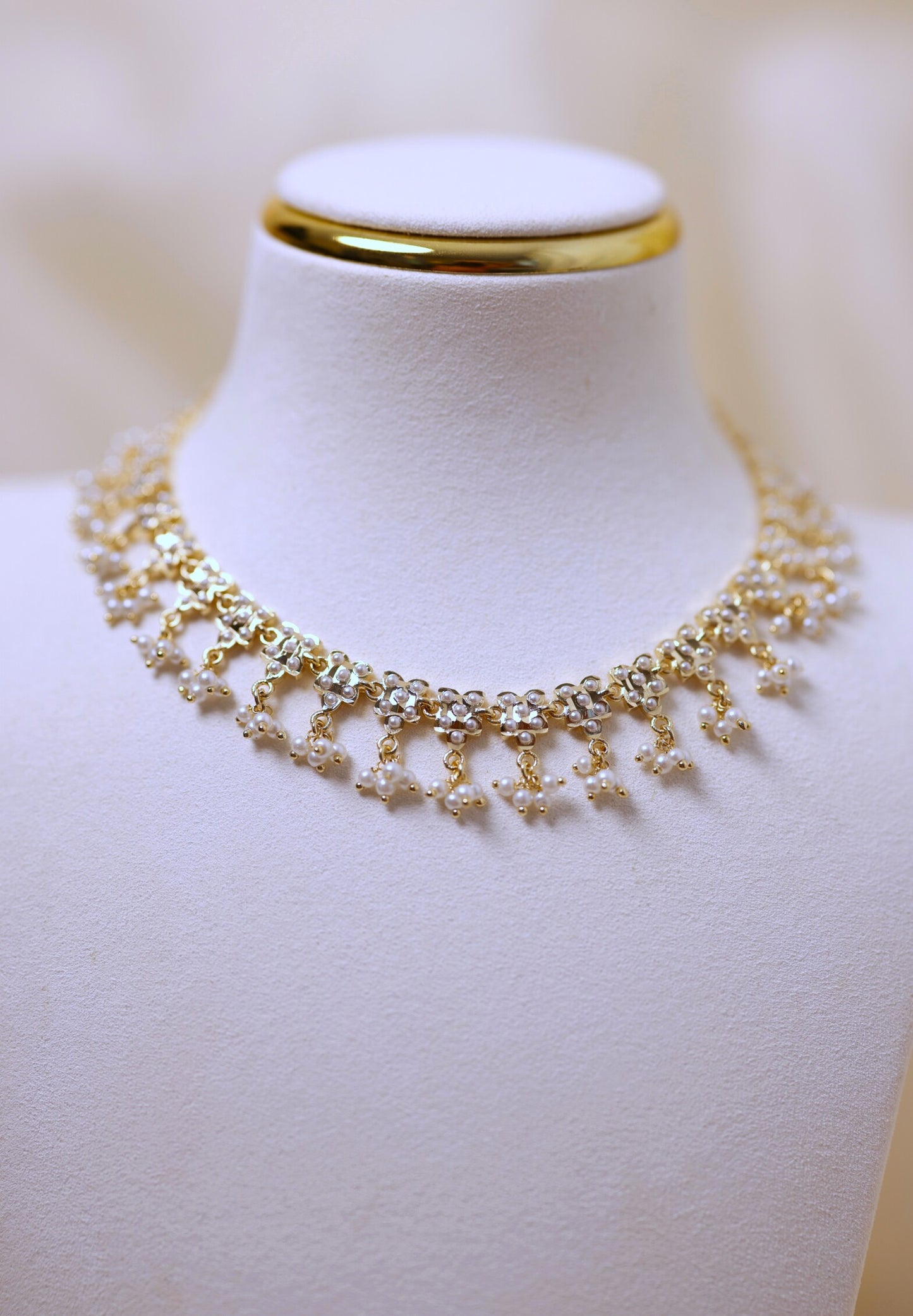 Kavya Pearl Kundan Choker