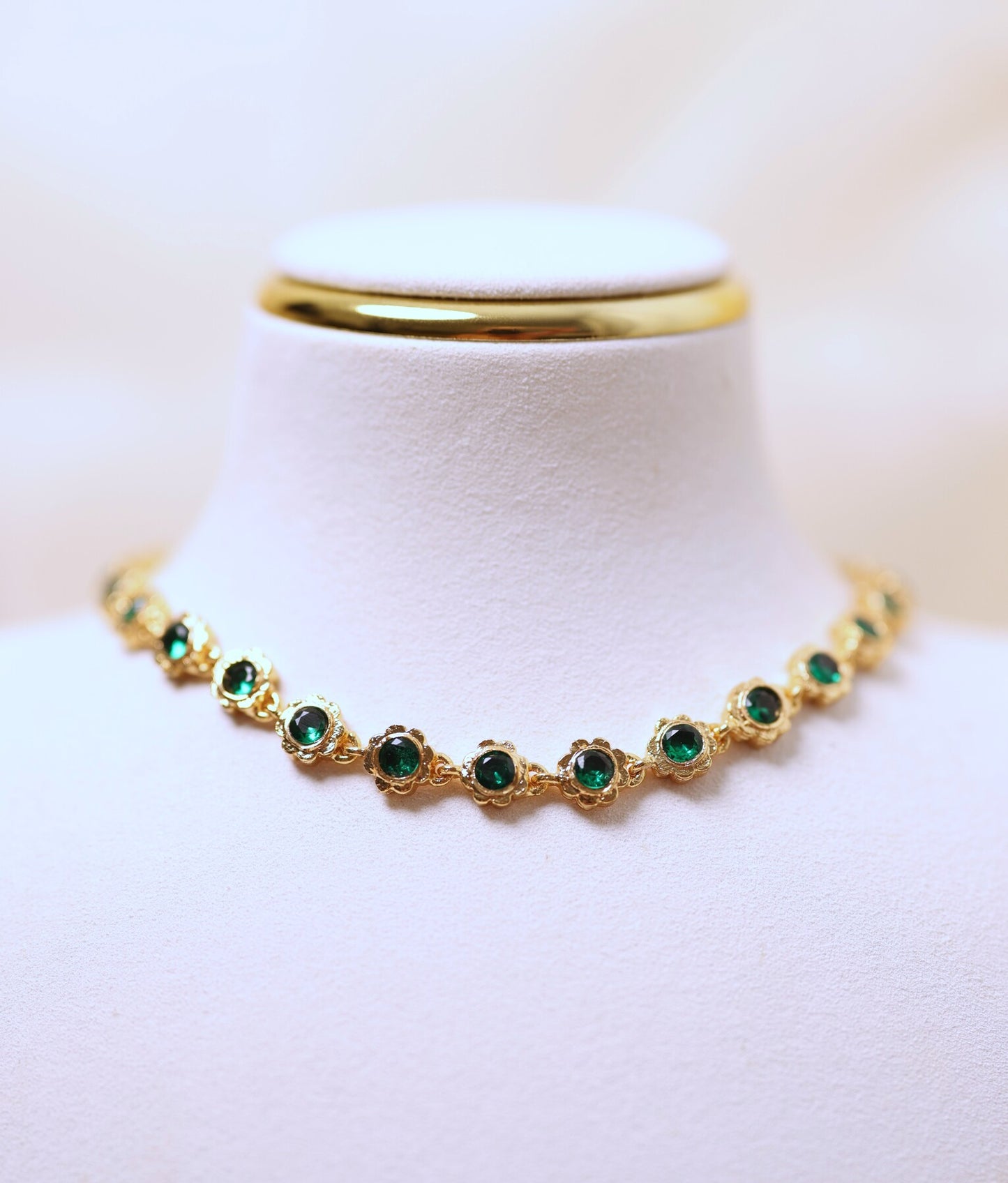 Green Dainty Impon Choker