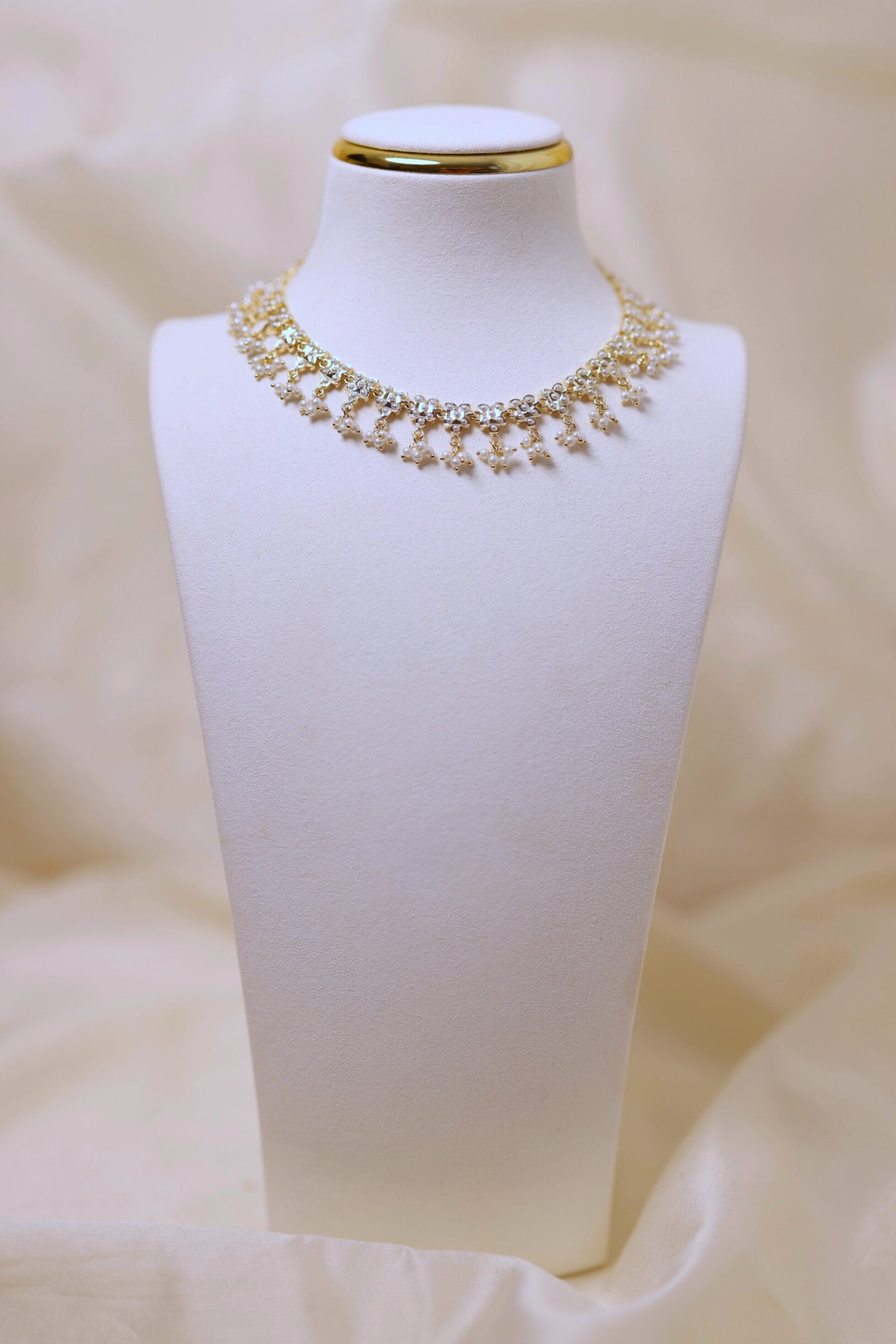 Kavya Pearl Kundan Choker