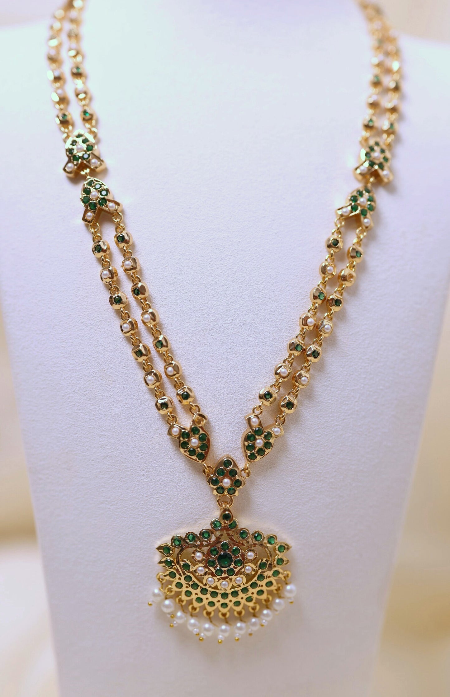 Kaira Green Impon Necklace