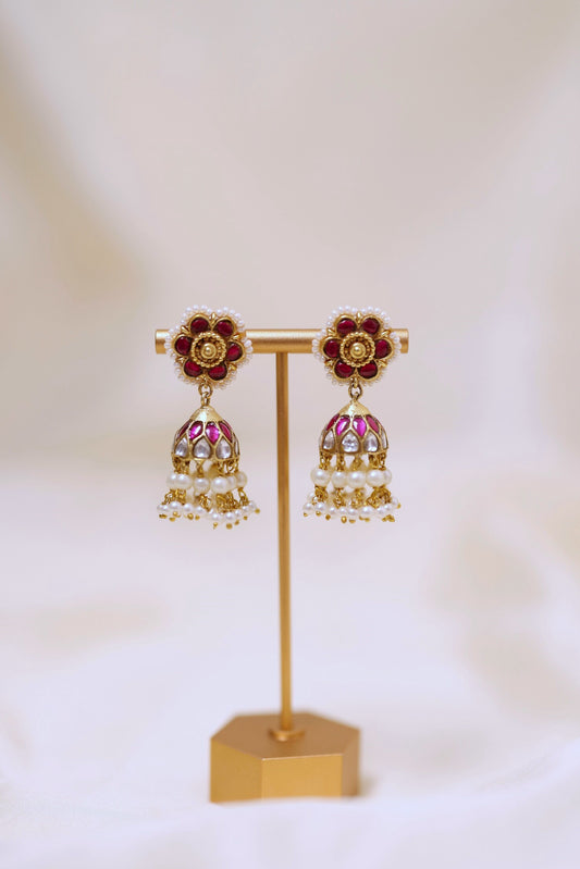 Tia Pachi Kundan Jhumka