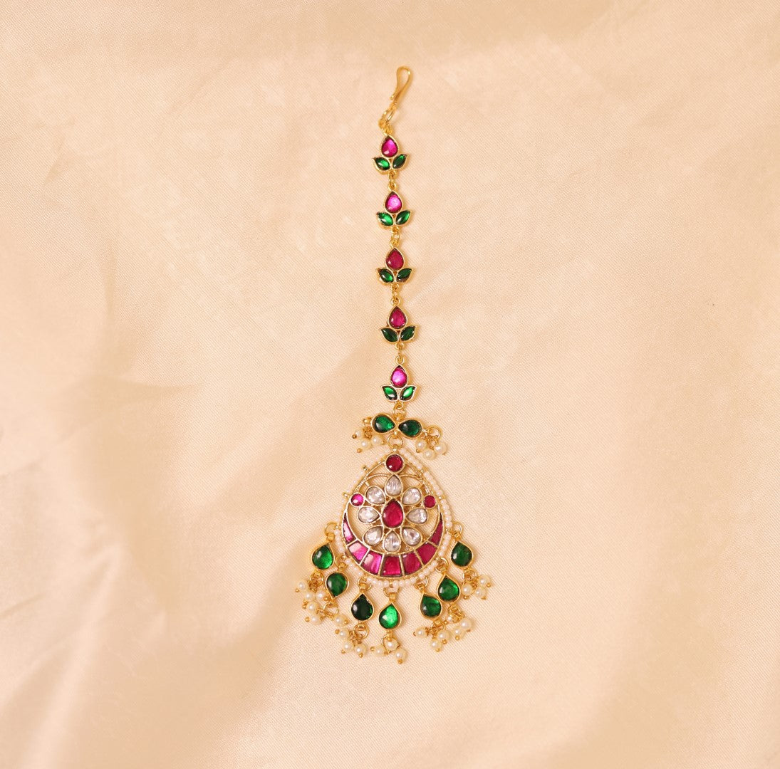 Simran Kundan Tikka