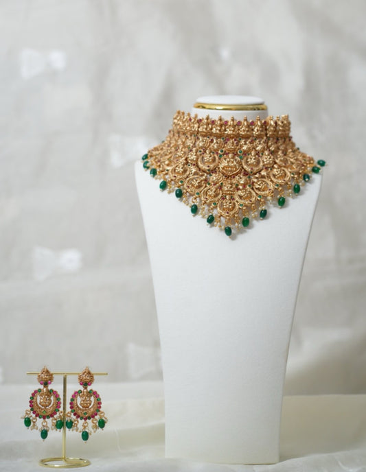 Diya Choker Necklace Set