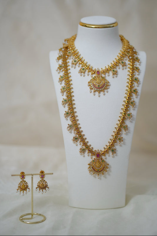 Arshi Necklace Set
