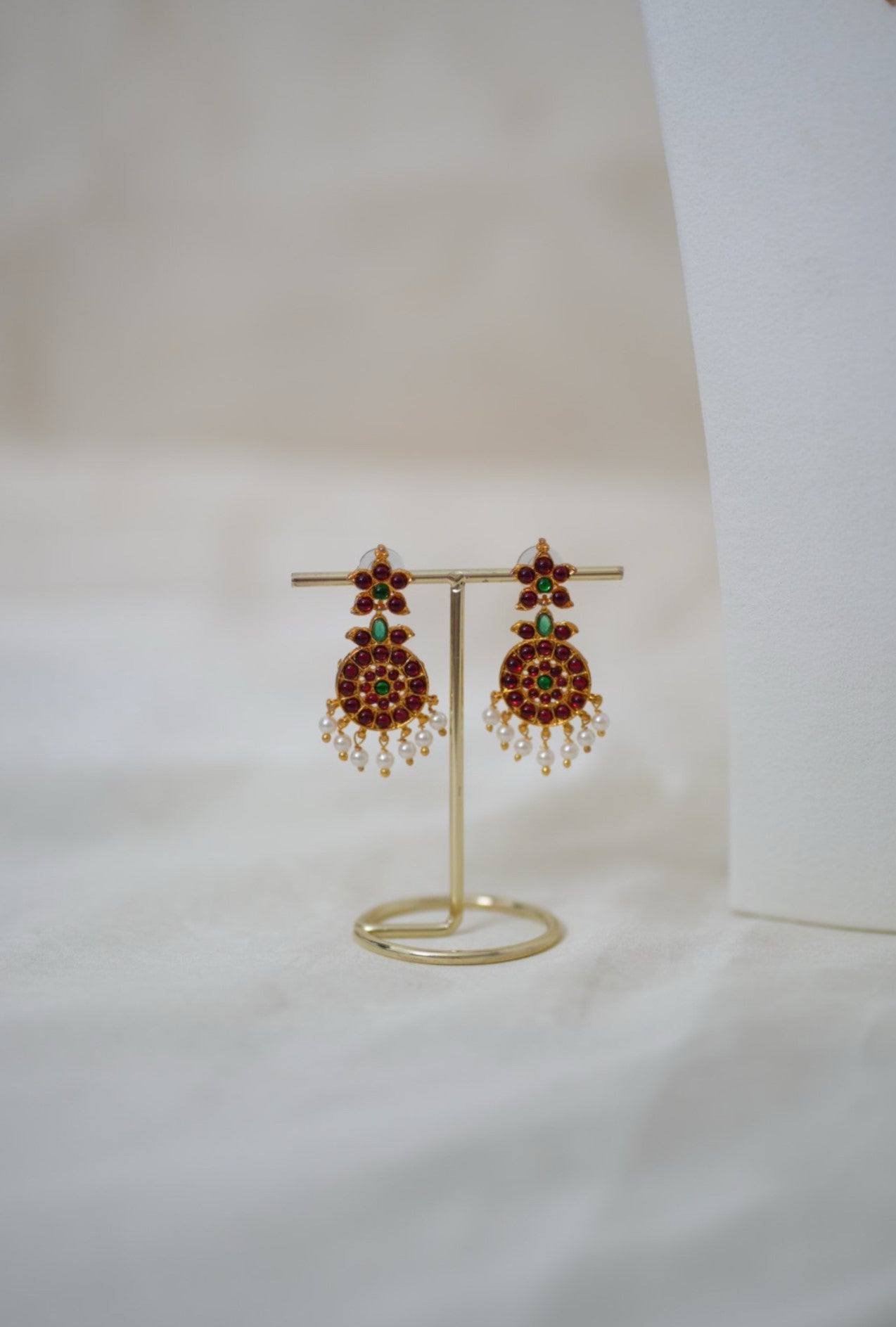 Sundari Necklace Set