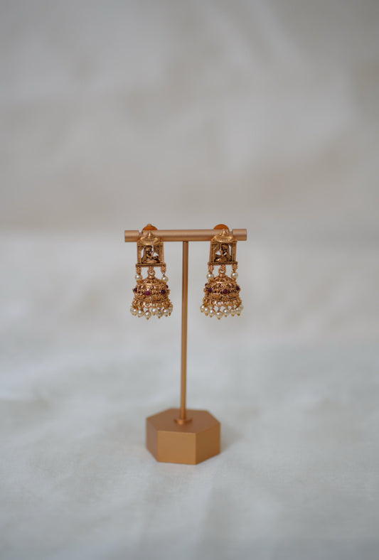 Kavya Jhumka