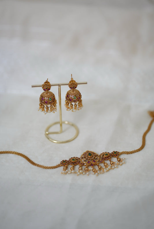 Ineya Necklace Set