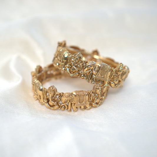 Chavi Temple Bangles